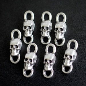 10 Skull Charms Connector, Antique Silver Charms, Skull Connectors, Silver Skulls, Gothic Connector, Gothic Charm, wholesale charms, zm167as