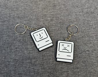 Happy Mac Retro 3D Printed Keychain Macintosh Pixel Art