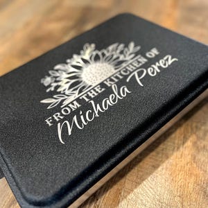 Personalized Engraved Cake Pan: Custom Baking Dish