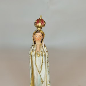 Statue of Our Lady of Fatima, height 12 cm, hand-painted resin