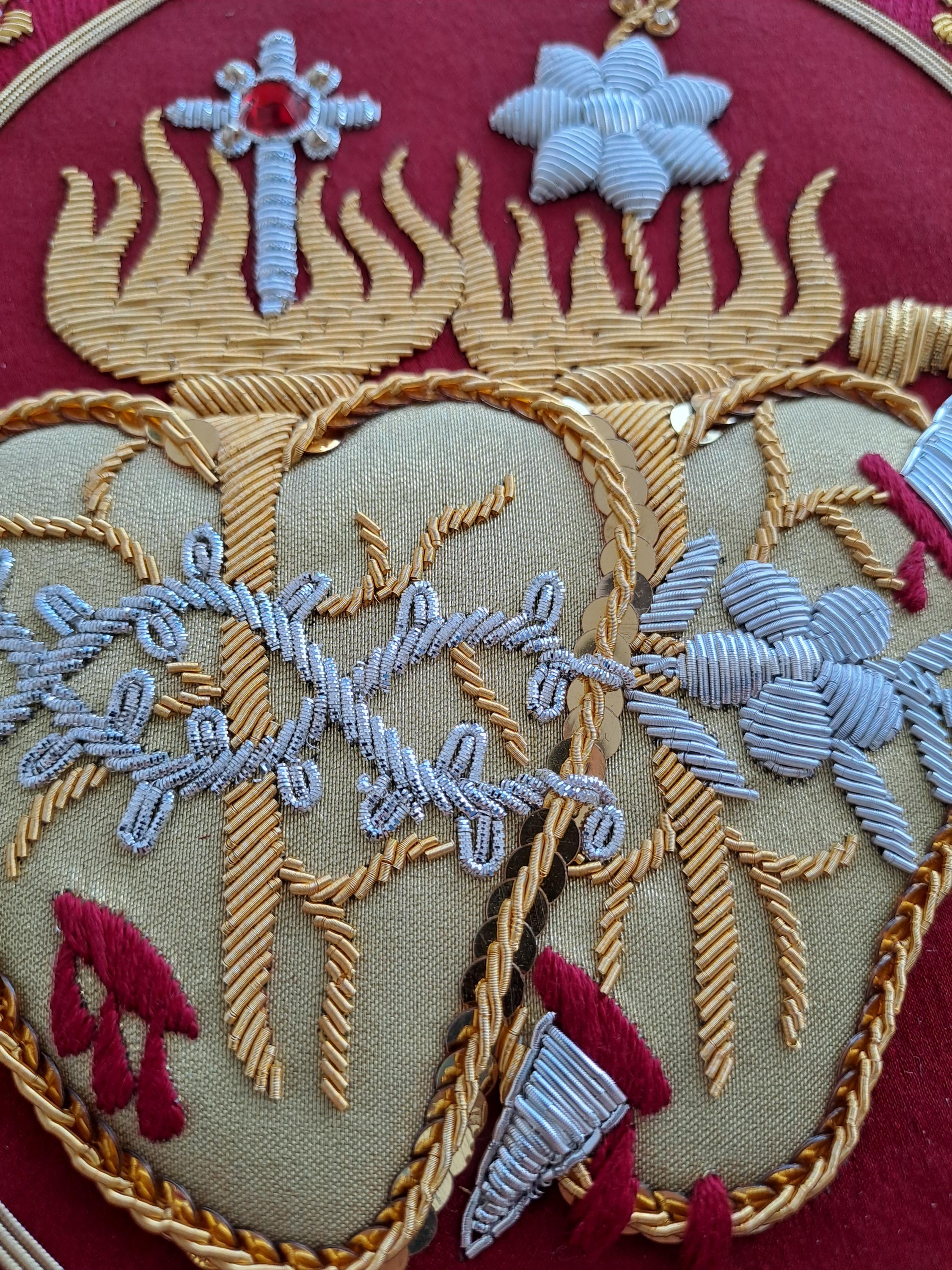 Threads For Jesus Sacred Heart of Jesus and Sacred Heart of Mary, Hand-embroidered Fabric ...