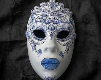 The Faience Empress - Porcelain Cosplay mask / Kitana inspired mask f/ Gift for gamer / Mask for cosplay / Mortal Kombat inspired mask