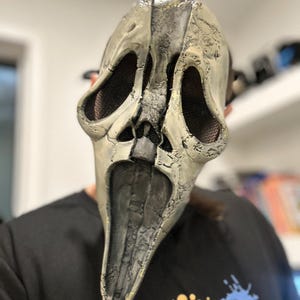 Cryptic Assassin mask / Cosplay mask / Videogame / Gift