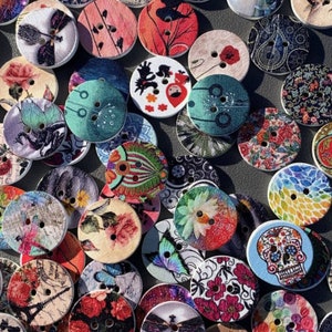 Mix of Colorful Art Buttons, Wooden Buttons / 0.75'' / Craft Supplies, Sewing, Notions, Vintage-style, Painted Buttons, DIY, Christmas Craft