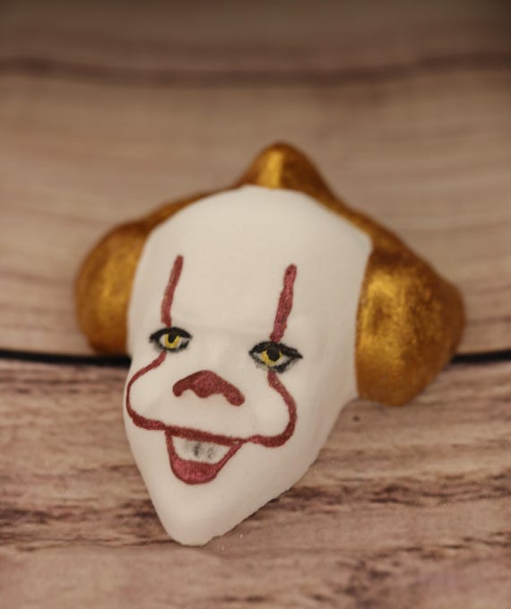 Scary Clown bath bombs