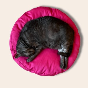 Fluffy Organic Cat Bed Pillow: Round Kapok Filled