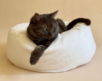 Sereno - Donut Cat Bed, Calming Bed for Pets