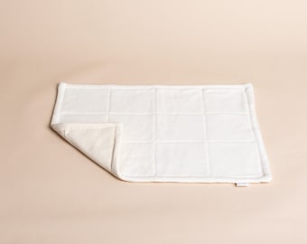 Organic Cotton Cat Pad: Double-Sided Carrier Bed (21x15)