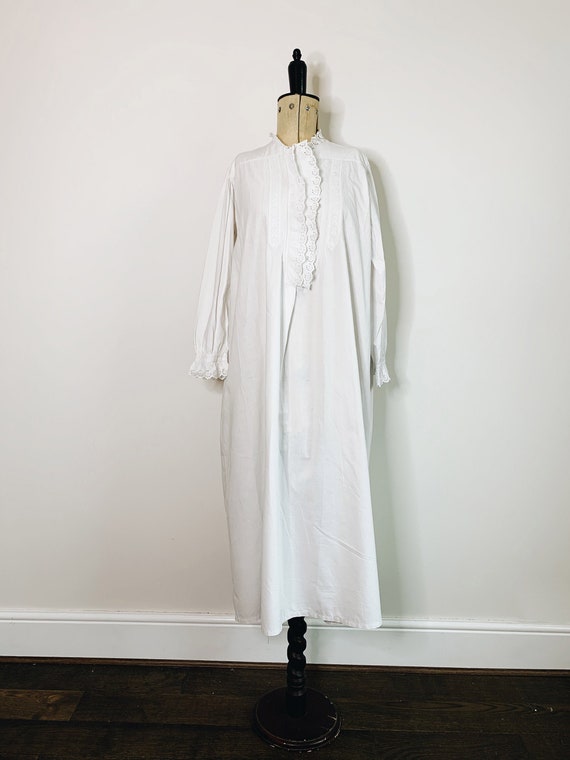 Victorian ruffle Dress