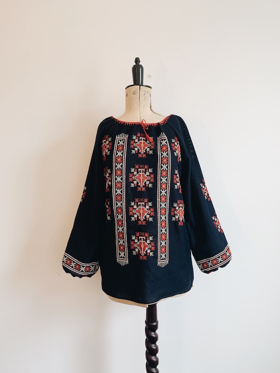 Rumanian peasant Blouse - image 1