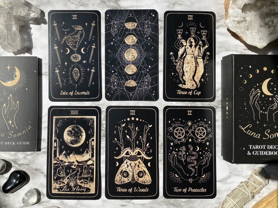 thumbnail image 2 of Tarot Card Deck, 78 Tarot Cards, Beginner Tarot Deck, Red Rose Tarot Deck Divination Cards Tarot Gift 2 of 12