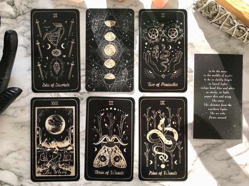 Luna Somnia Tarot Deck with Guidebook & Box - 78 Cards Full Deck - Moon Dreams Starry Magic Celestial Astrology Witchy Black Gold Divination 