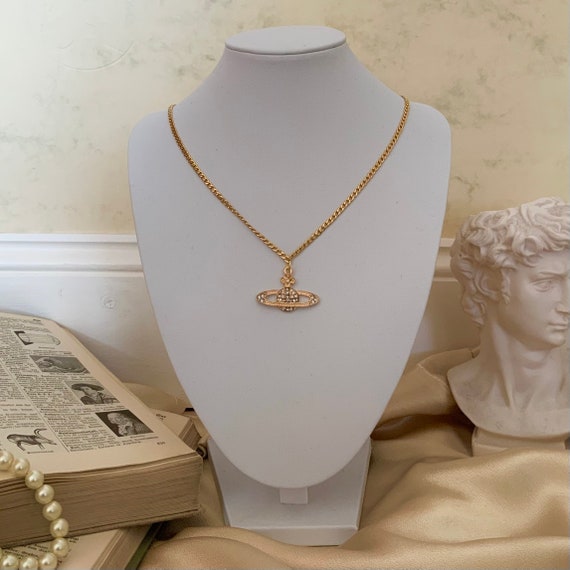 Vivienne westwood inspired necklace deals