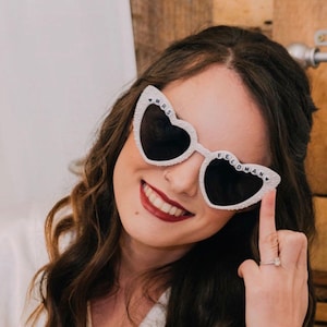 Custom Bridal Party Sunglasses • Bride to Be • Future Mrs Sunglasses • Heart Sunglasses