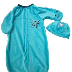 Newborn Baby Bunting Set - Jesus Loves Me