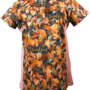 Giraffe scrub shop top