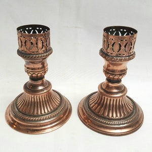 Antique copper candlesticks - an attractive pair of English late Victorian 5&quot; tall copper candlesticks or candle holders, with good detail.