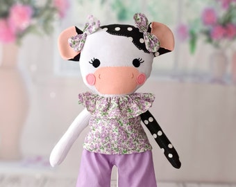 Handgemachte Kuh Puppe in niedlichen Outfit , tolles einzigartiges Geschenk für Kleinkinder