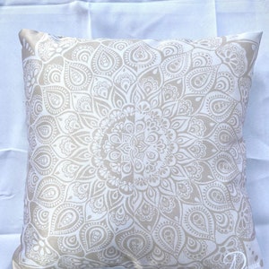 Handcrafted Cushion Mandala DOUCEUR1&2 - interior decoration boho ethnic boho Indian hippie buddhism meditation well-being