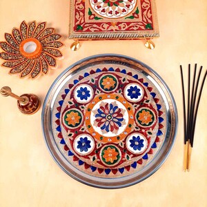 Decorative Pooja Plate | Aarti Thal | Puja Thali - Flower Design - For Pooja, Karwachauth & Festivals - 11 Inch image 2