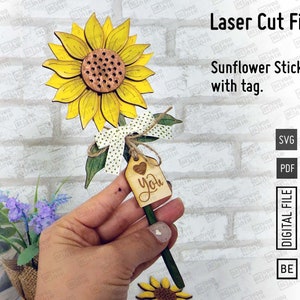 Flower Sunflower stick with tag for laser cutting in SVG and PDF. Sunflower Flower Tag Digital. Flower glowforge file, pot stick, Mother's
