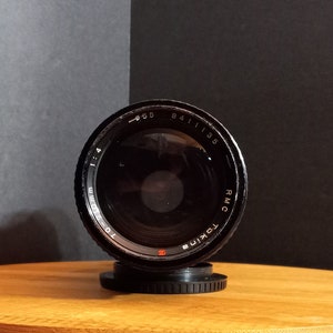 Vintage Tokina 70-210mm Telephoto Zoom Lens: RMC TL Series, 1970s-80s