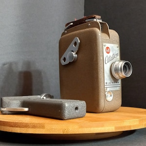 Arco Eight Double 8mm Cine Film Camera - Triple Lens - Fully Arco Eight Double 8mm Cine Film Camera - Triple Lens - Fully