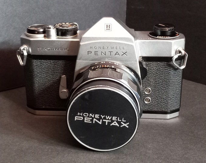 Vintage Pentax Spotmatic SLR 35mm Camera 1960s Honeywell/gift/asahi