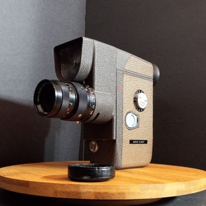 Vintage Arco Eight Zoom S 8mm Movie Camera 1959 Made in Japan Double 8 Film Camera Retro Analog Photography Cine Camera Shutterbug Gift RARE