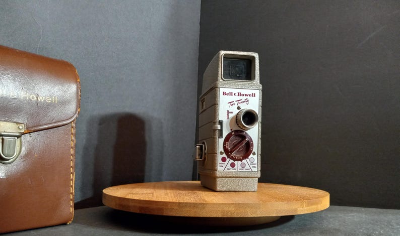 Bell & Howell Two-twenty 8mm Cine Movie Camera: Vintage Runs - Etsy