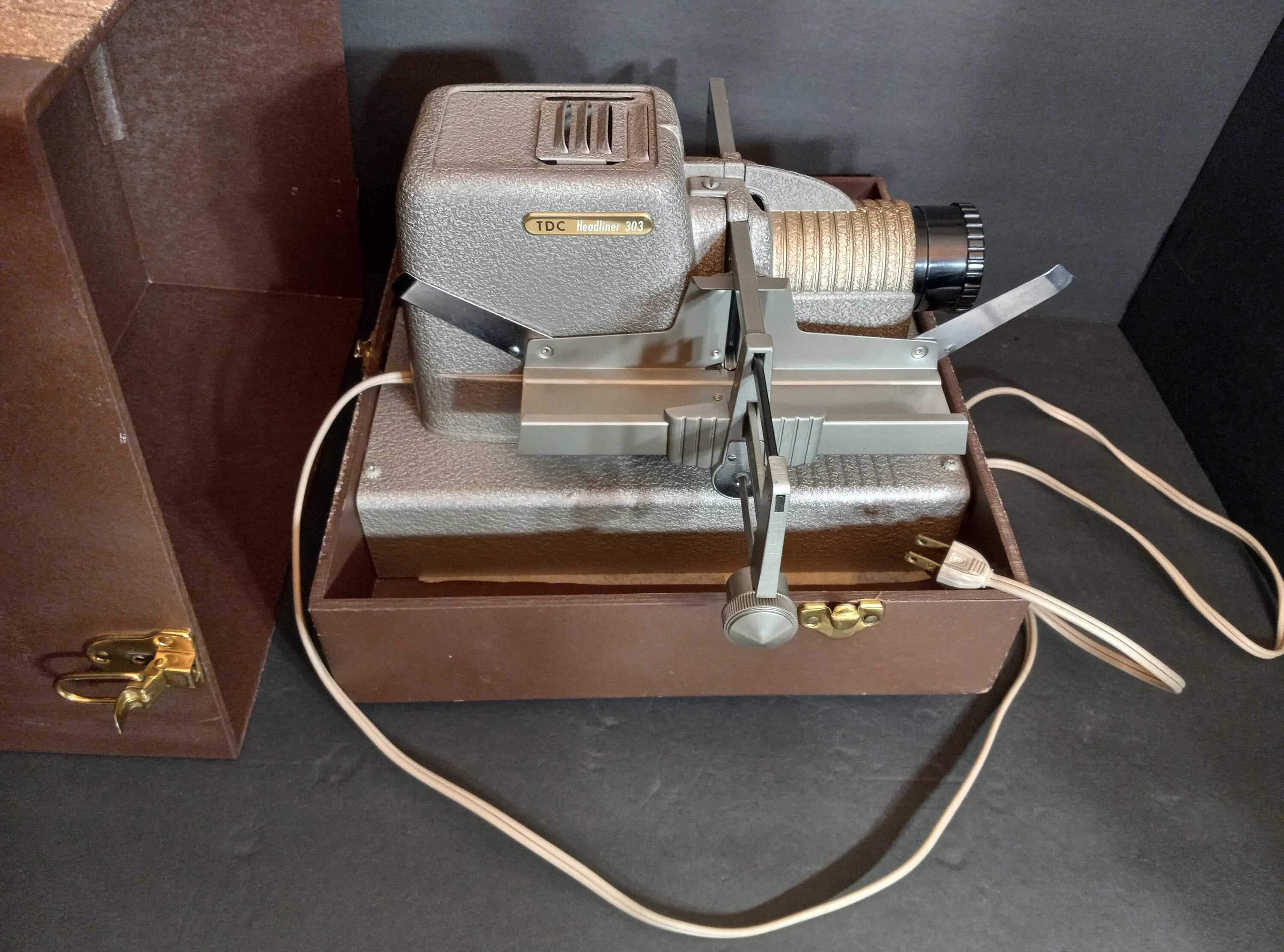 Vintage Bell & Howell TDC Headliner 303 Slide Projector 1950s Working