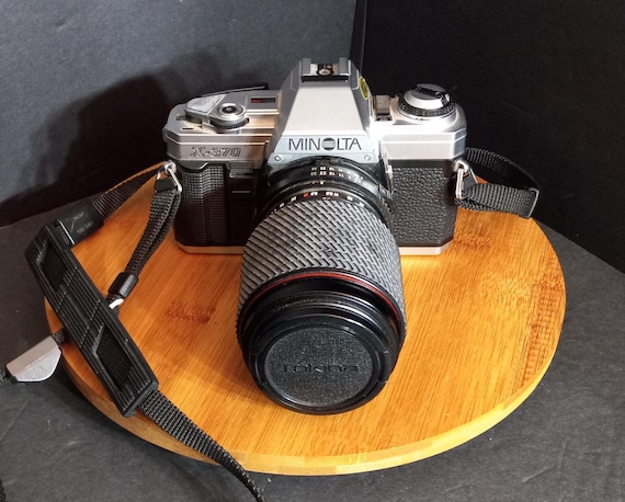 Vintage Minolta X-370 35mm SLR Film Camera Japan Tokina Lens
