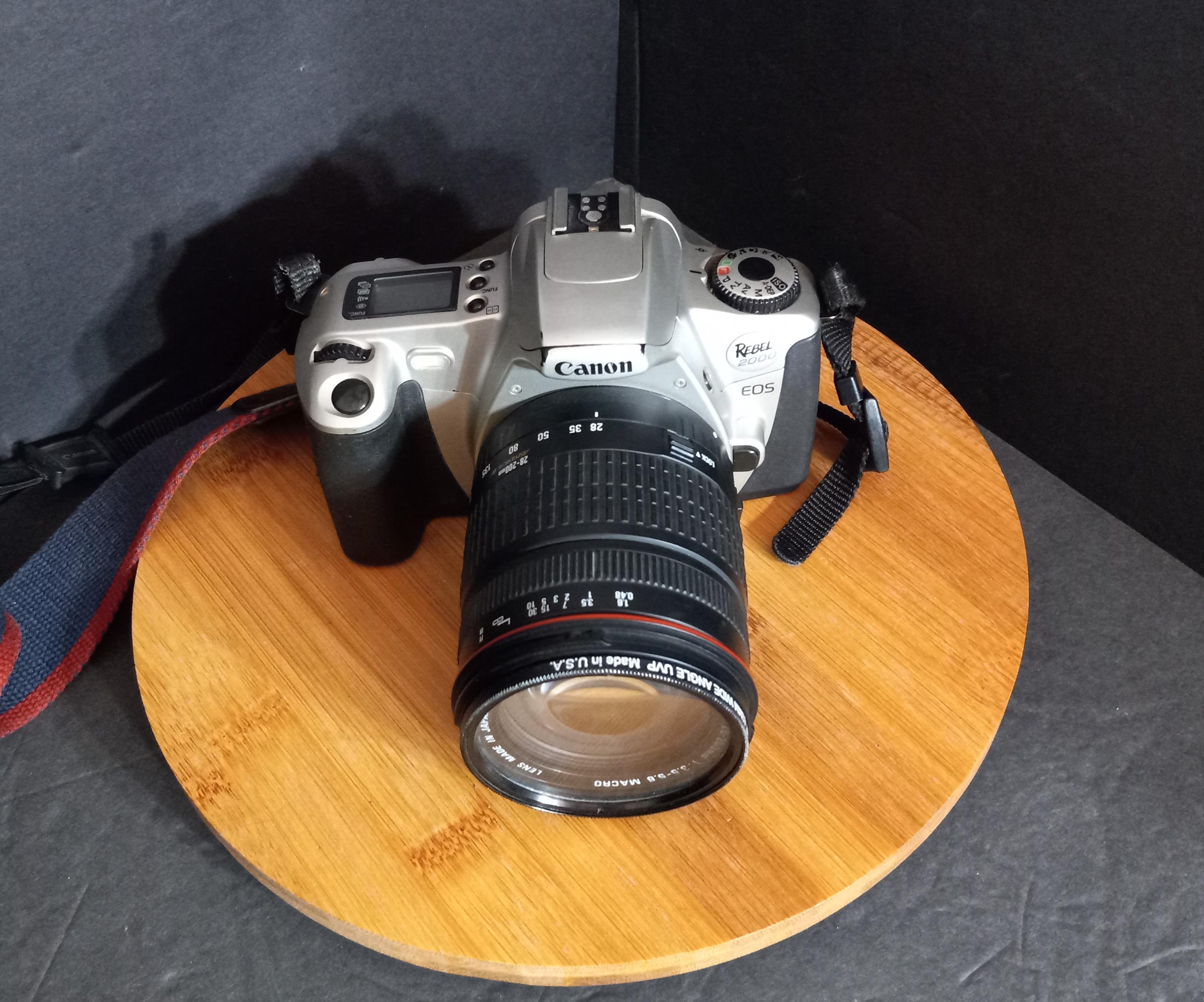 ヴィンテージ Canon EOS Rebel 2000 SLR フィルムカメラ（シグマズーム