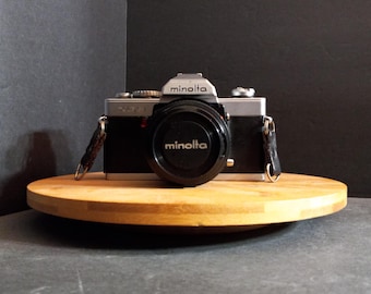 Minolta X-700 35mm SLR Film Camera With Minolta MD 50mm F1.7 Lens