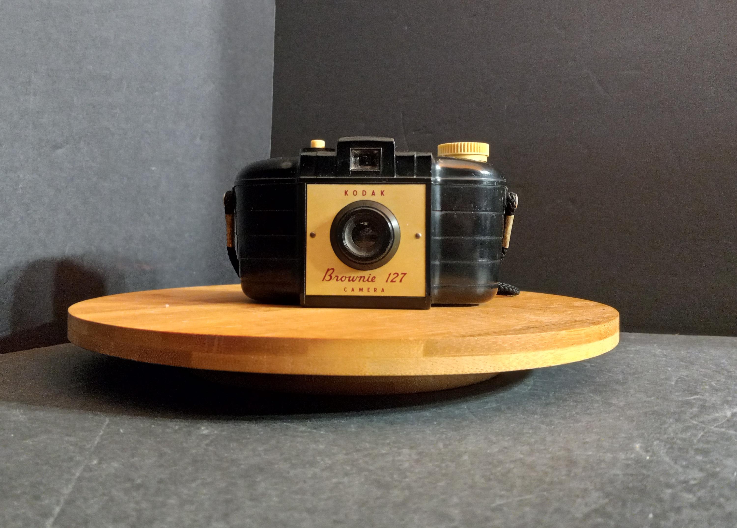 ANCIEN COFFRET AVEC appareil photos Kodak brownie **. EUR 45,00 - FR