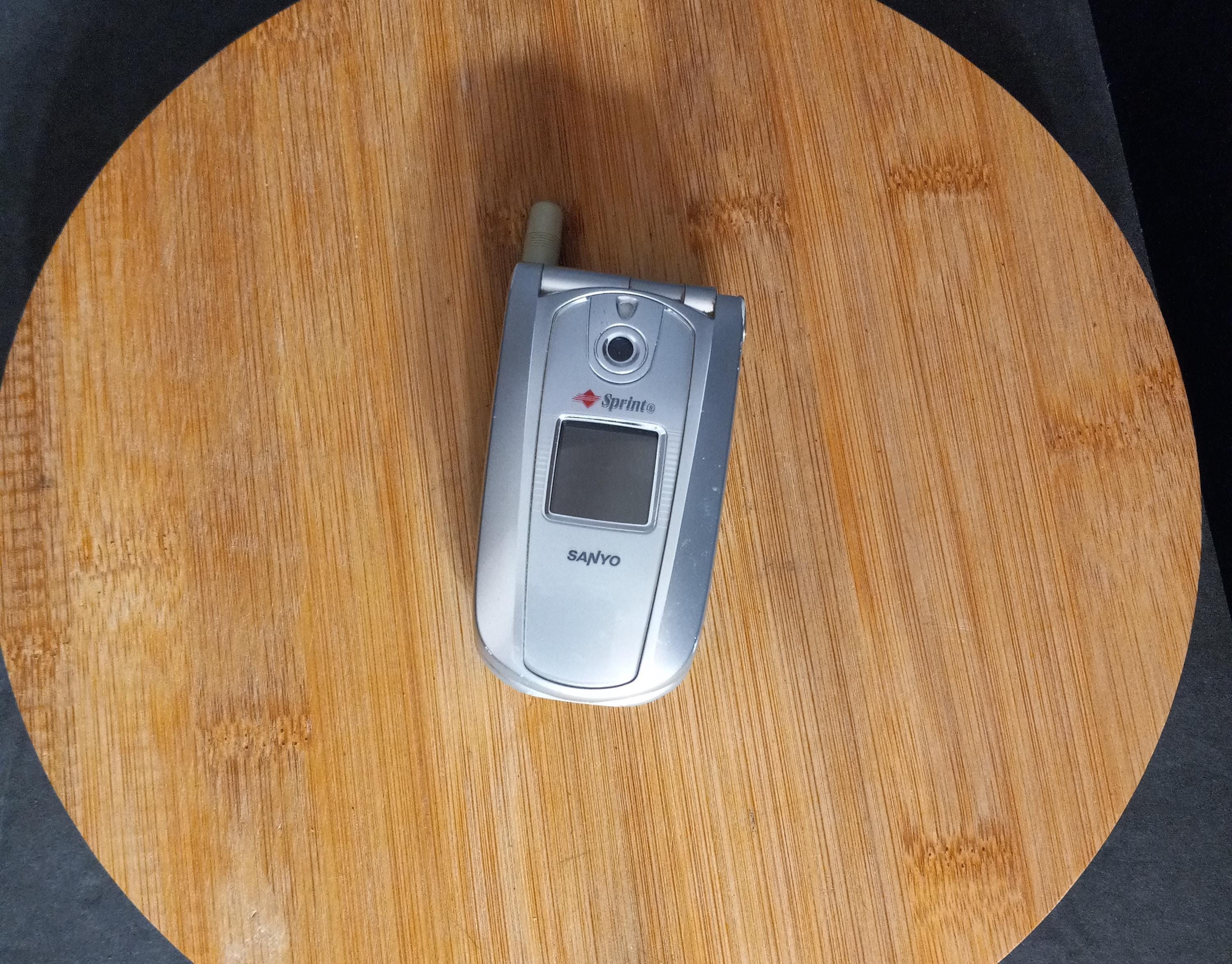 Lot de 6 pc x Alcatel SFR 115 Senior Mobile Phone Old Stock Rare Mobile Phone eB