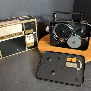 Vintage Kodak Cine-Kodak Eight-25 8mm Film Movie Camera 1932-47 Kodak Anastigmat 13mm f/2.7 Lens Kodachrome Works Gift Prop Decor Retro