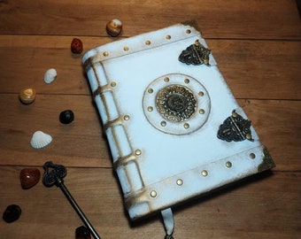 Белая и золотая кожаная книга кожа состаренный гримуар старый белый кожаный журнал личный блокнот кожаная книга теней белый винтажный журнал