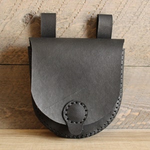 Schwarze wasserdichte runde Gürteltasche aus Leder (kostenloser Versand im Inland)
