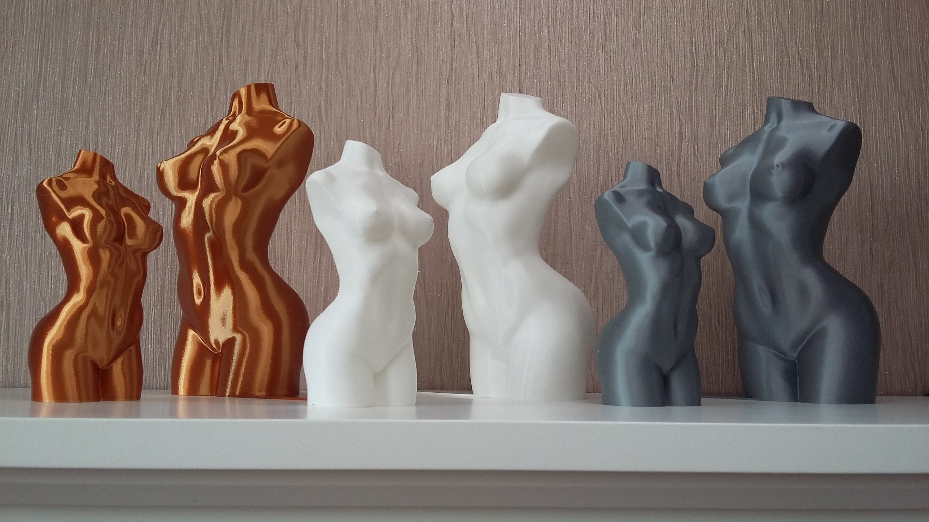 Naked Lady Statue / Ornament
