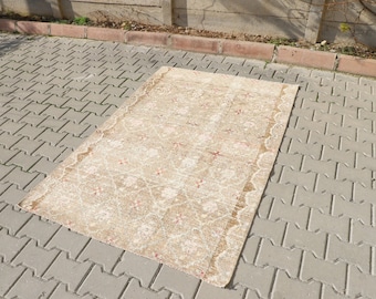 Vintage Turkish Oushak Rug: 4'1x6'1 Wool Area Rug