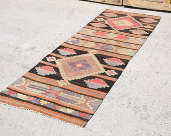 turkish rug,oushak rug,kilim rug,runner rug,2'6x7'4 feet,turkey rug,handknotted rug,unique rug,turkish runner,corridor runner,runner rug