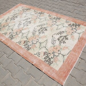 turkish rug,anatolian rug,4&#39;0x6&#39;8 ft,oushak rug,muted rug,decorative rug,distressed rug,unique rug,floral oushak rug,turkey rug,tribal rug
