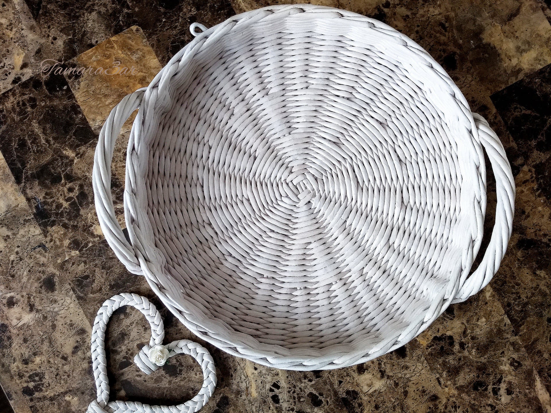 Round wicker tray with handles Breakfast basket Serving tray Etsy