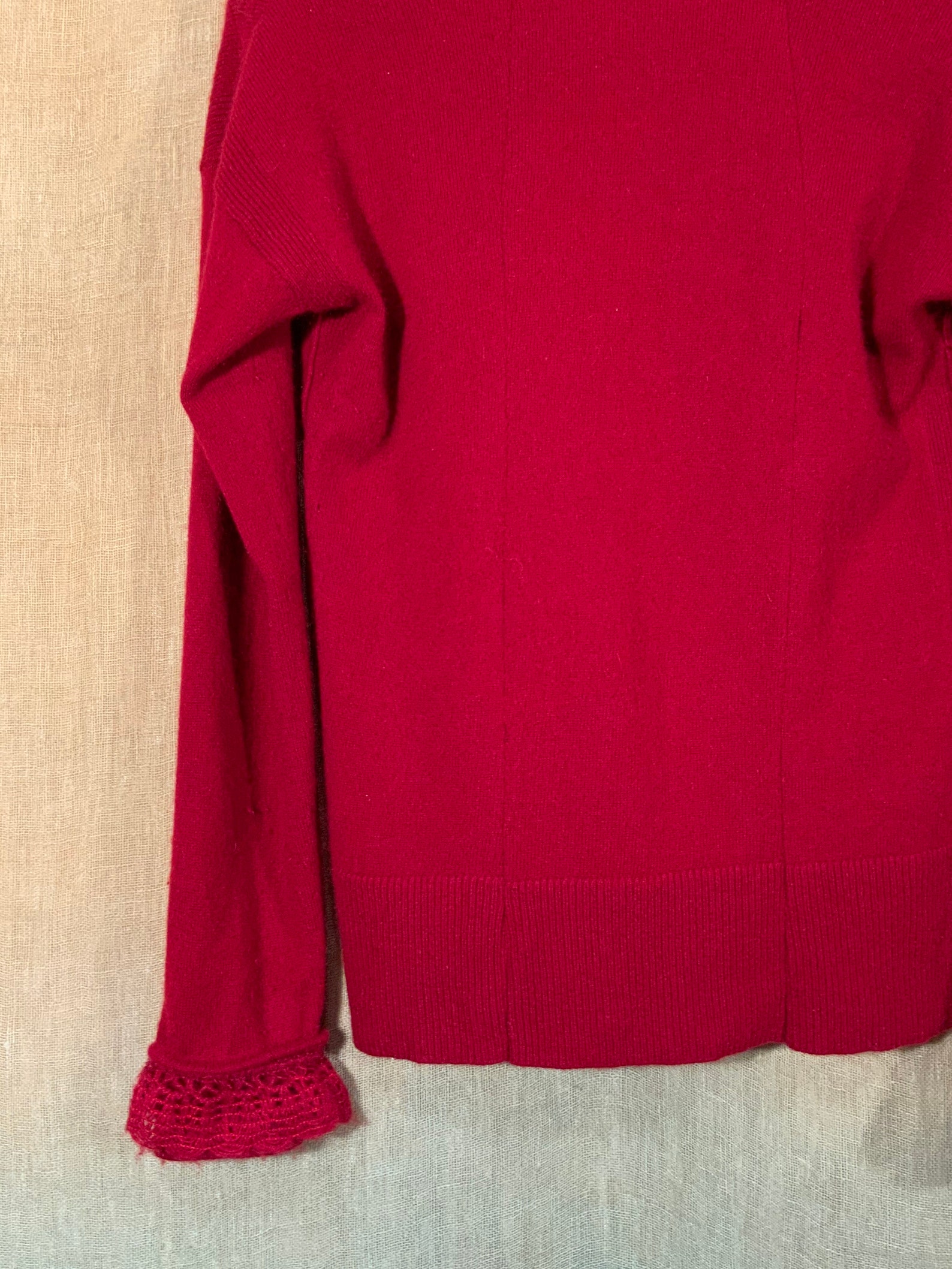 Vintage red long sleeve with ruffle cuff very soft 100% | Etsy