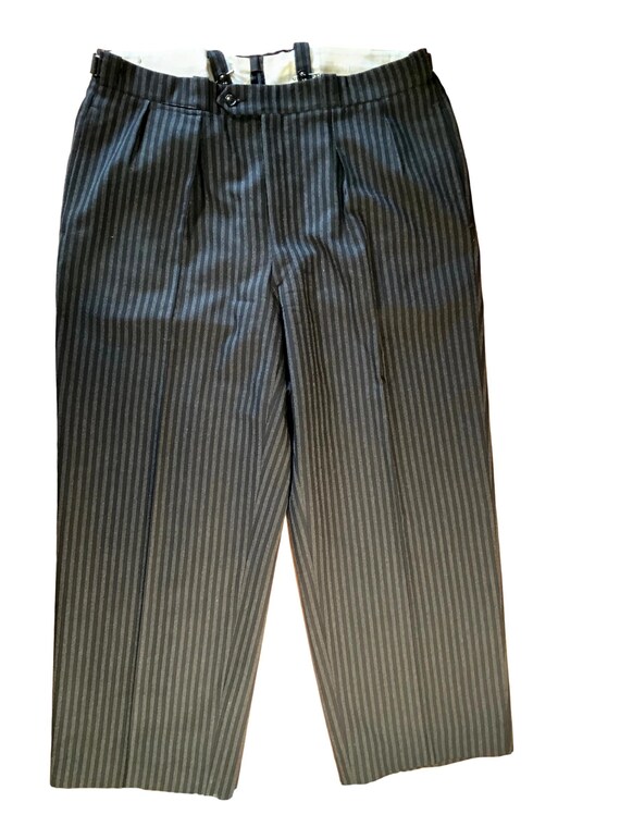 Vintage 1930’s-40’s tailored wool grey black pinst