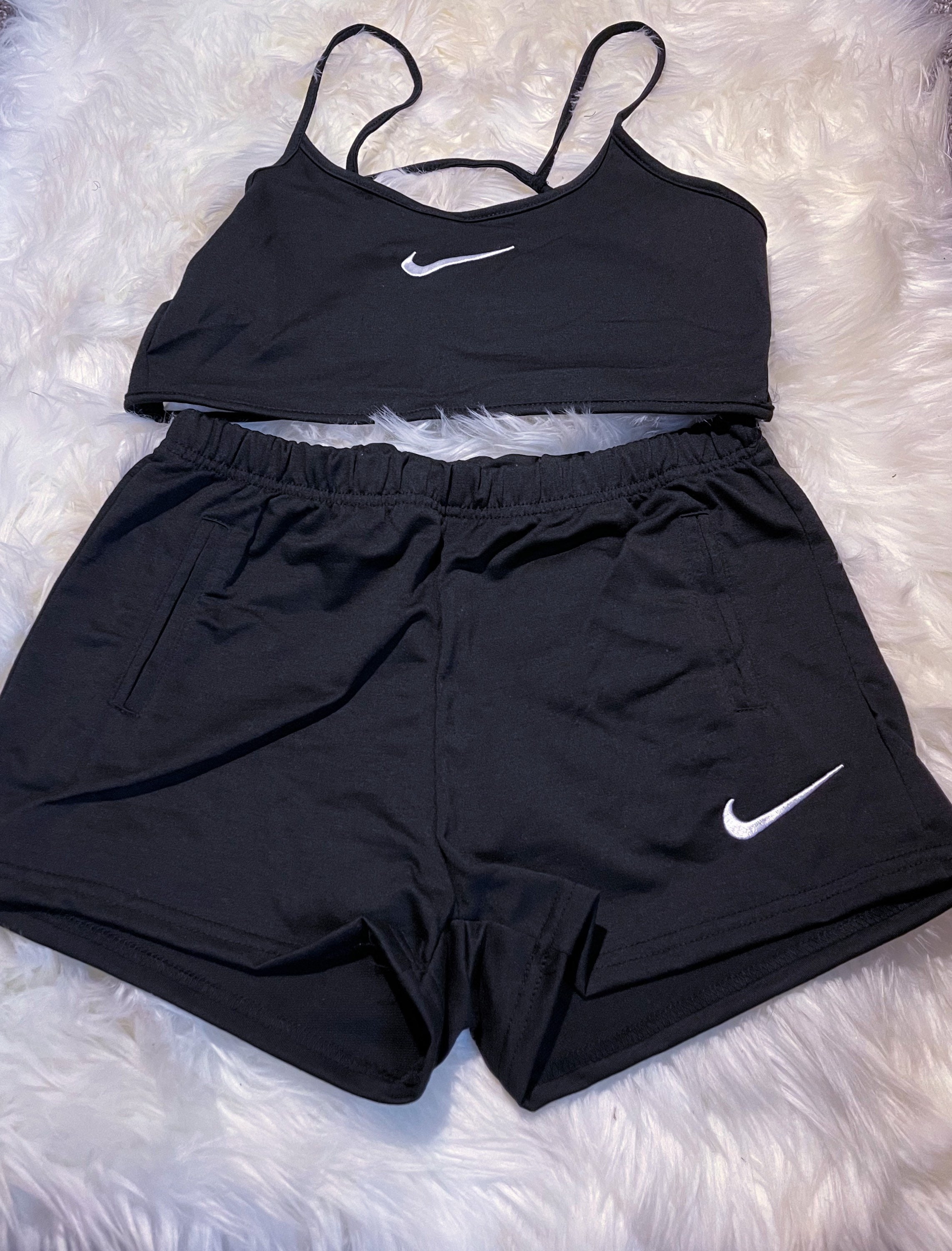 cheap nike sets for womens