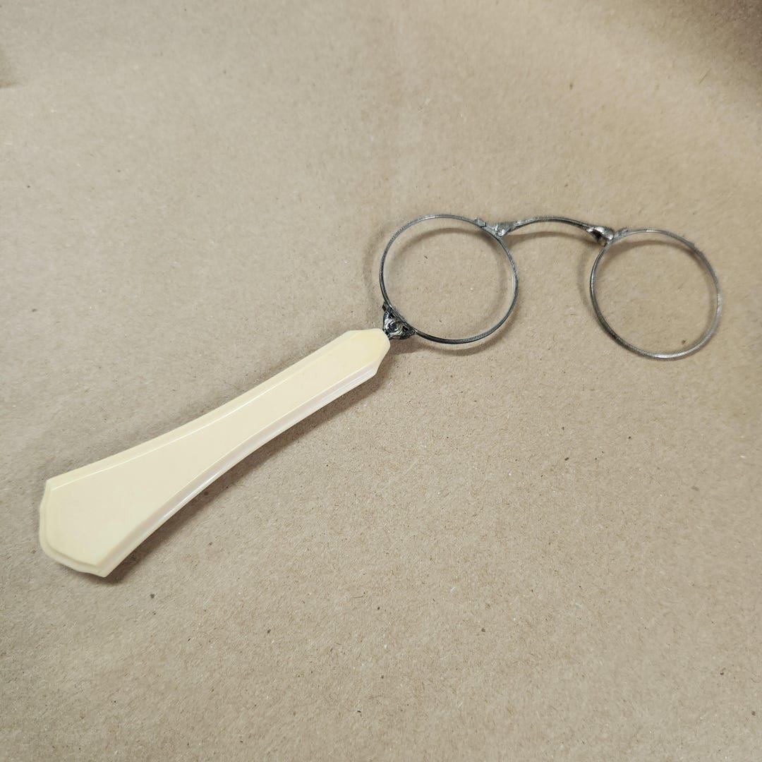Pyralin Vintage Pyralin Dubarry Lorgnette Opera Glasses, Antique French ...