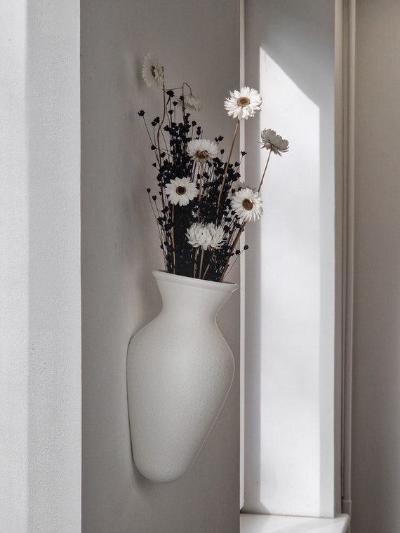 Roman style Hanging Wall Vase for Cut Flowers | Modern Unique Design Home Decor | Perfect for Indoor Floral Arrangements