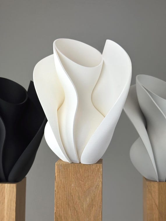 Modern Wavy Layered Abstract Flower Vase
